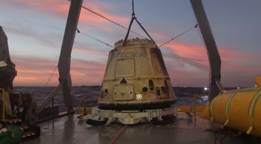 SpaceX to Reuse Dragon Capsules on Cargo Missions